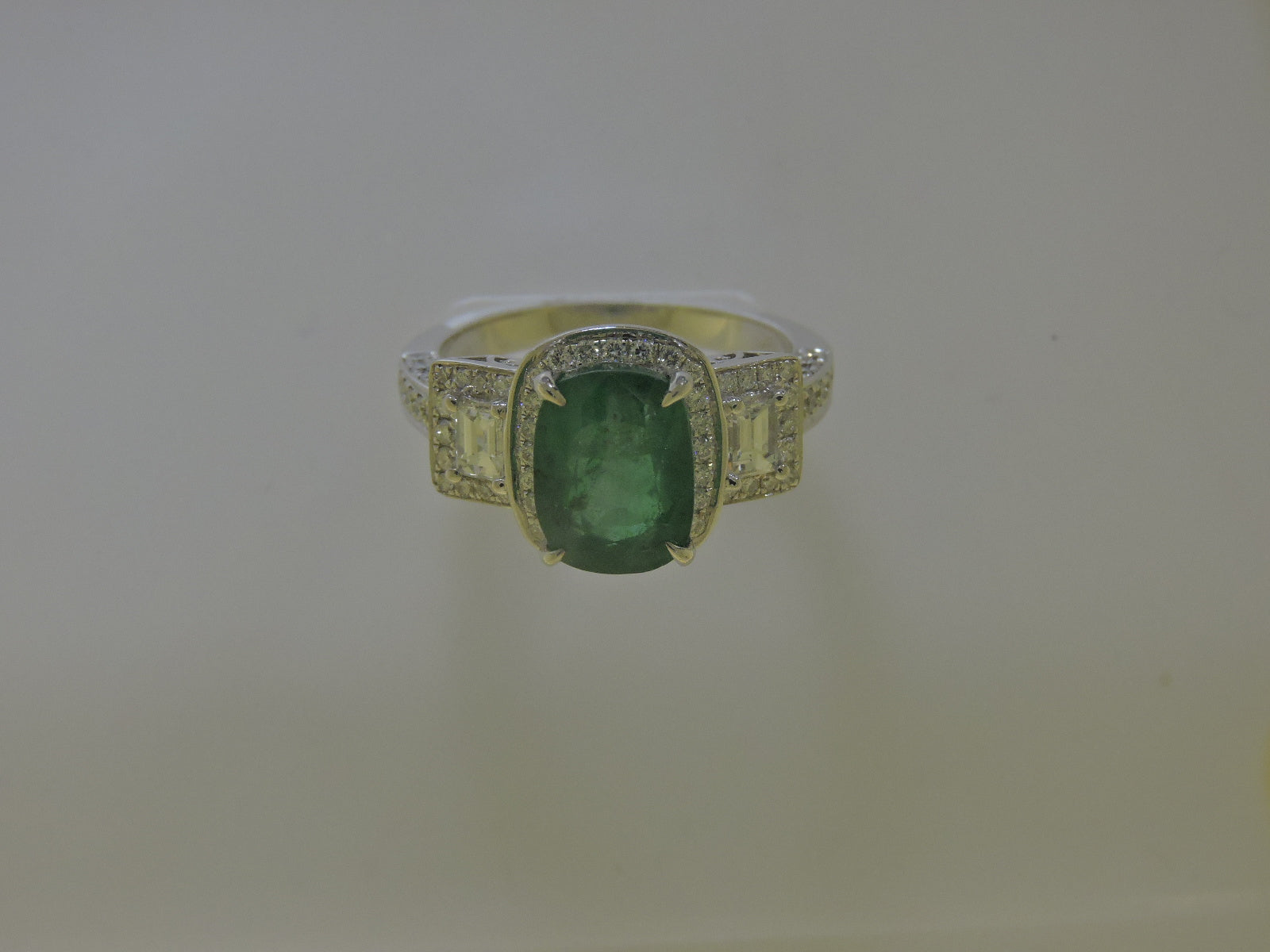 Ladie's Emerald Ring — Bendor Jewelry, Los Angeles